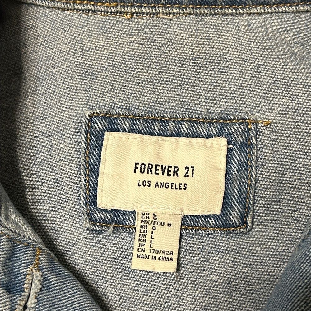 Forever 21 Distressed Denim Jacket Sz L - Picture 2 of 9